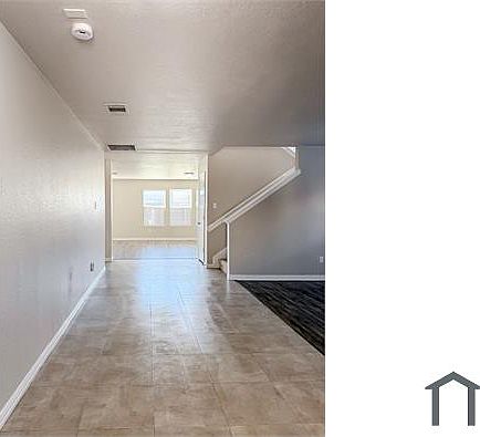 3rd image of 224 Parakeet Dr