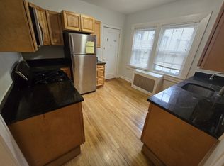 1492 Ella T Grasso Blvd #B9, New Haven, CT 06511