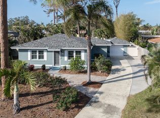 828 Nokomis Ave S, Venice, FL 34285