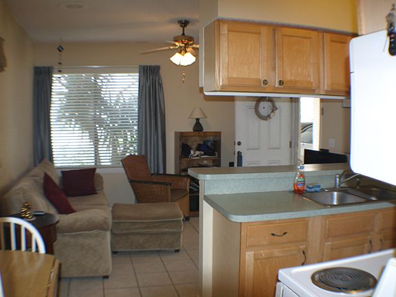 4th image of 410 1ST Street S #A