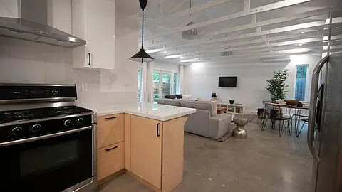 12702 Butterfly Dr — Photo 2