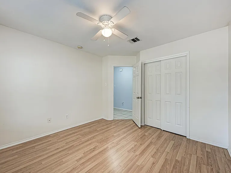 1201 Sheltie Ln — Photo 26