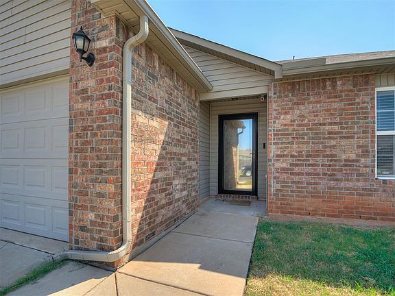 4th image of 9604 Kindsey Ave