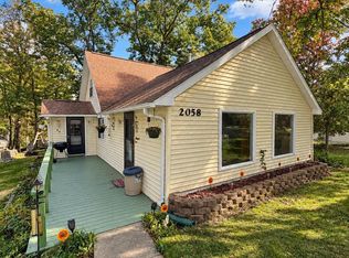 2058 W Higgins Lake Dr, Roscommon, MI 48653