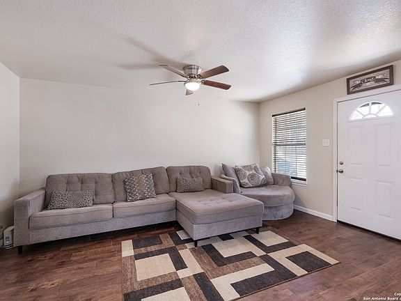 4th image of 738 KENDALIA AVE