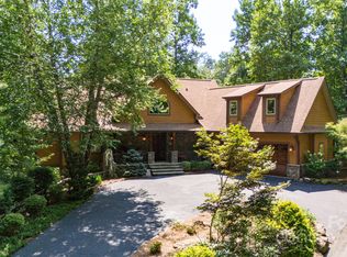 385 Silverado Trl, Whittier, NC 28789