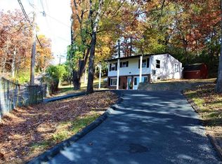 4620 Meadow Dr, High Ridge, MO 63049