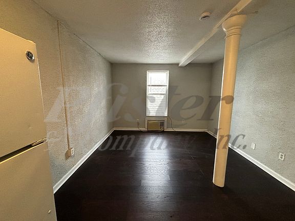 3rd image of 101 N 12th St APT 204