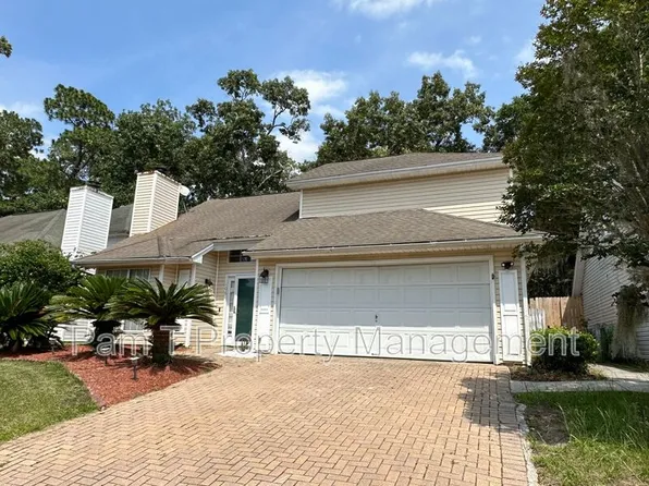 106 Queens Retreat, Savannah, GA 31419