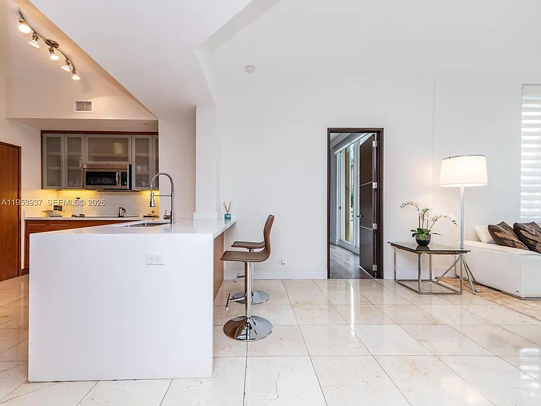 888 Brickell Key Dr #210 — Photo 25