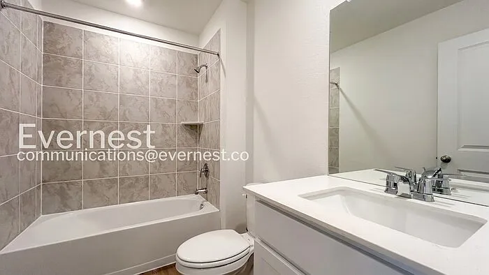 16043 Mahogany Way — Photo 13