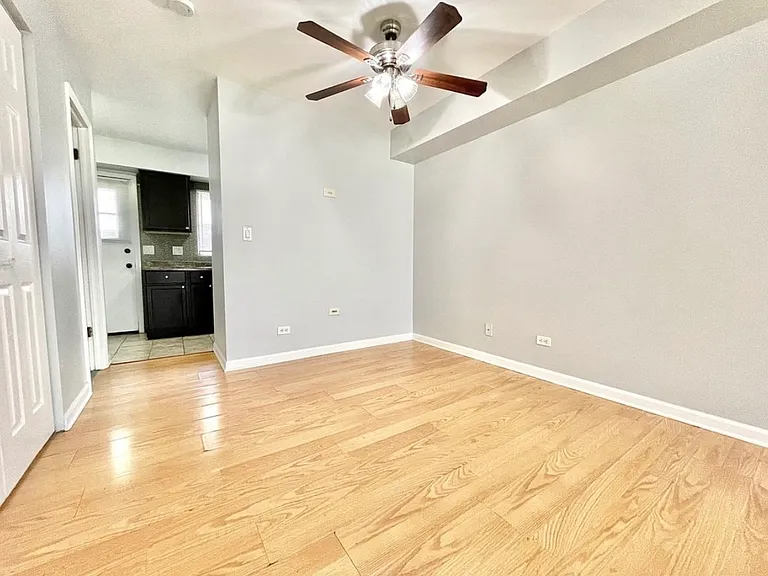 6055 Kit Carson Dr — Photo 6