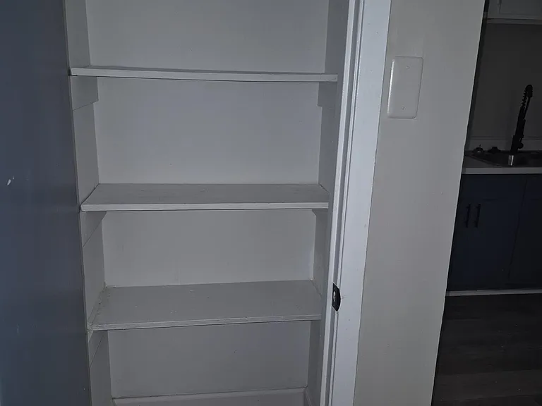 2810 S Poplar St #8 — Photo 12