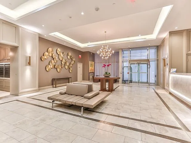 155 Yorkville Ave #2411 — Photo 16