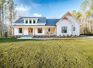 226 Saintsbury Pl, Sanford, NC 27332