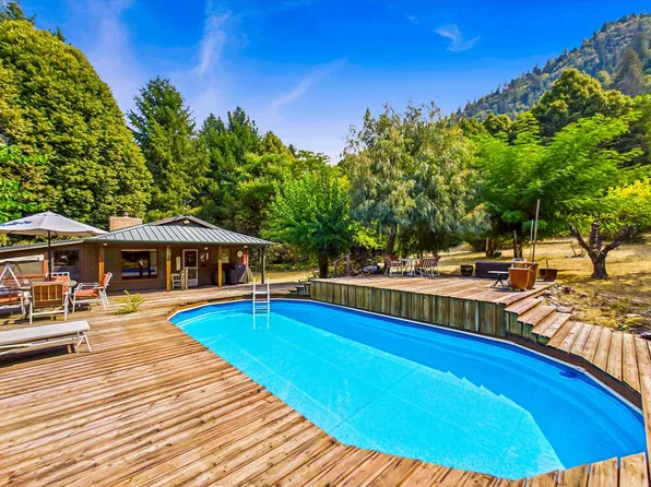 80 Young Ln, Willow Creek, CA 95573