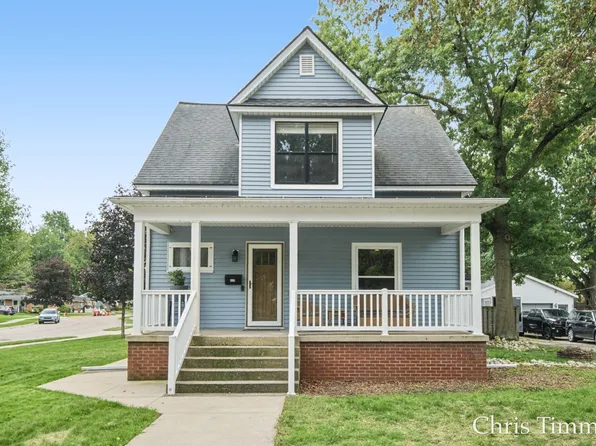 522 E Lincoln Ave, Zeeland, MI 49464