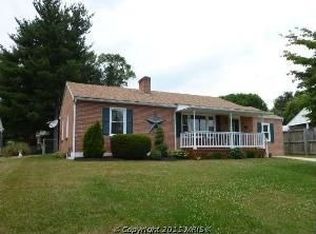 17704 Winterberry Rd, Hagerstown, MD 21740