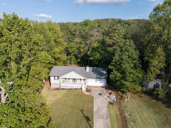1684 Farley Dr, Tunnel Hill, GA 30755