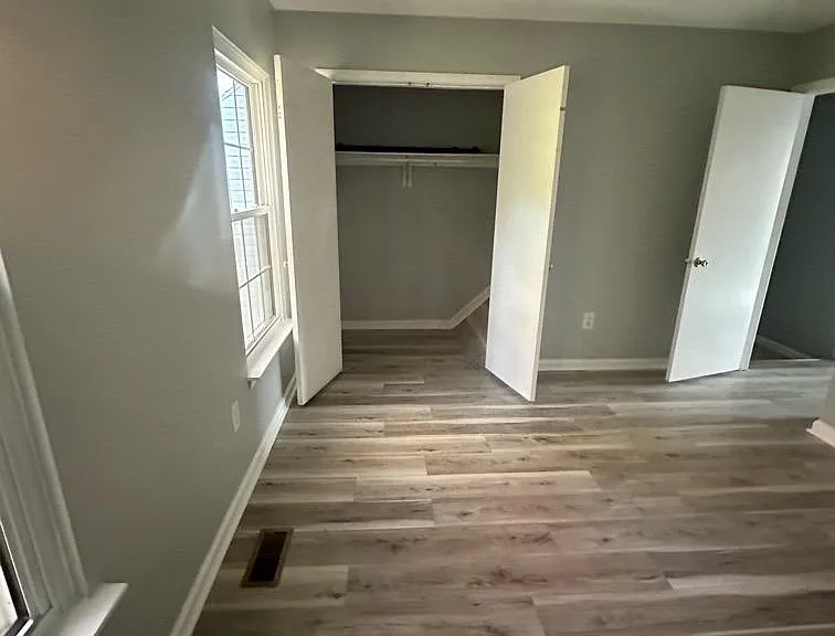 7927 Foxcrest Ct #7927 — Photo 20