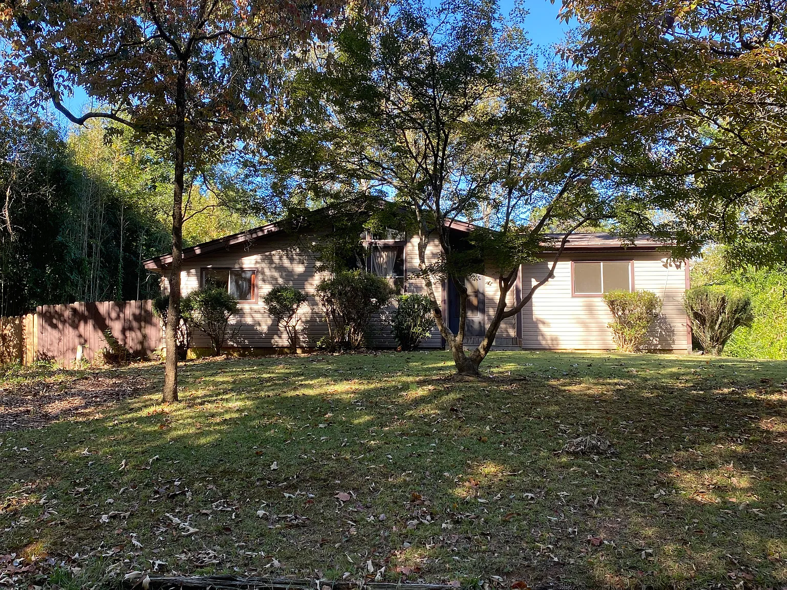 4 bed, 1432 sqft, $1,600 — Photo 2