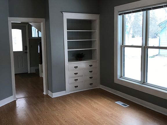 Dining room 15 x 10 