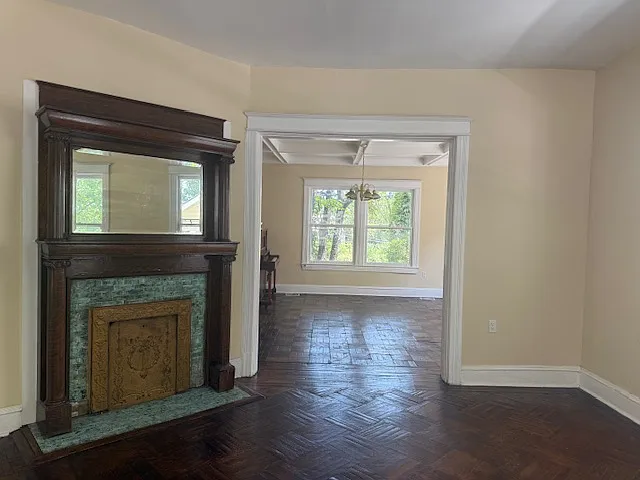 7 bed, 4123 sqft, $9,950 — Photo 3