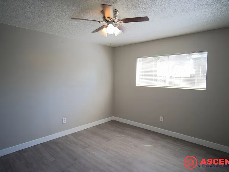 117 Woodrow Avenue — Photo 6