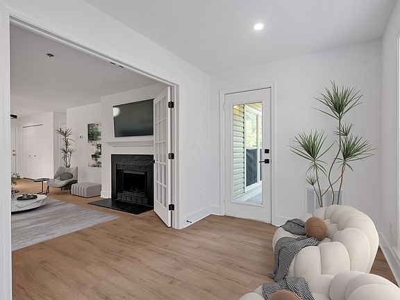 5th image of 1800 N Quinn St #1804-604