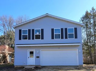 120 S 9th St, River Falls, WI 54022