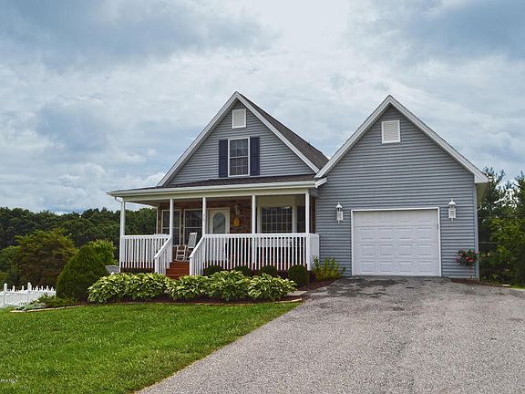 3rd image of 75 Copper Beach Ct