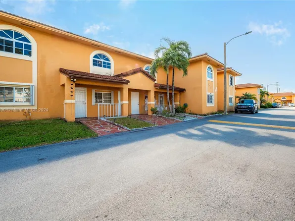 3518 W 80th St Unit 202-49, Hialeah, FL 33018