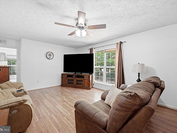 3rd image of 34254 Richards Ferry Rd