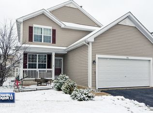 394 Grape Vine Trl, Oswego, IL 60543