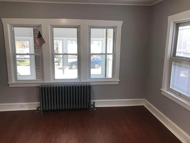 123 E Franklin Ave #1 — Photo 4