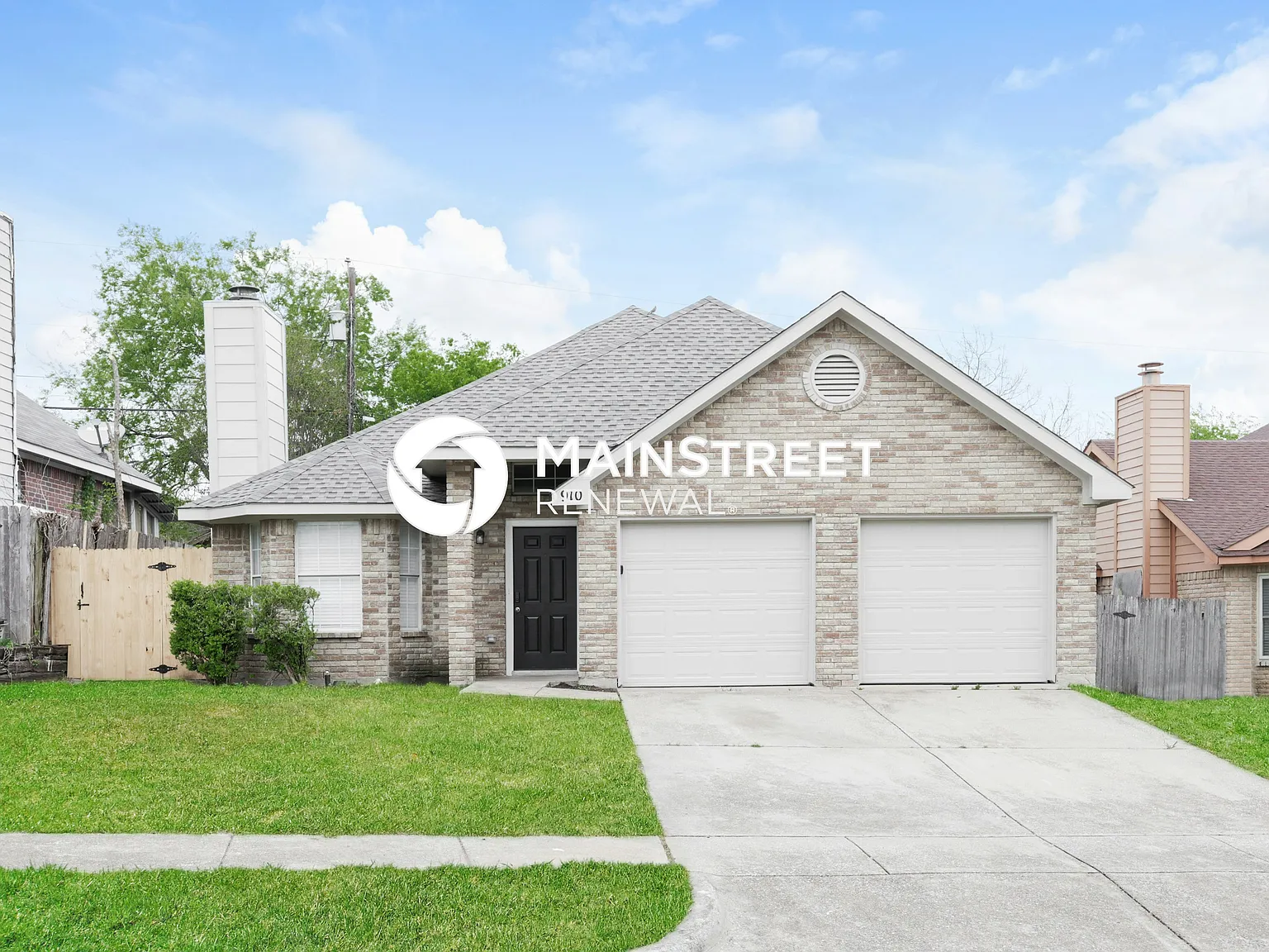 910 Ragland Dr — Photo 1