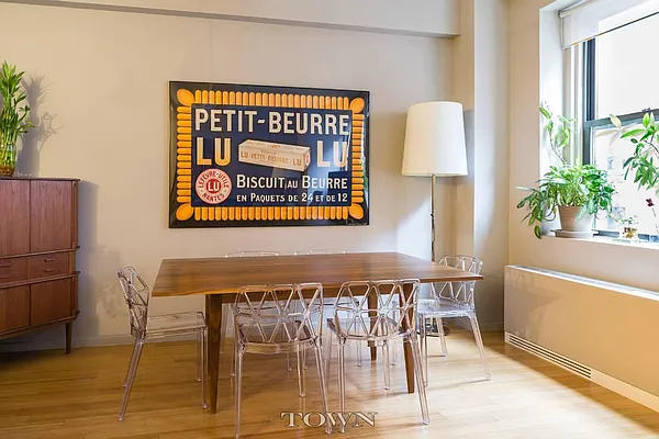 Sold by Town Residential | media 9