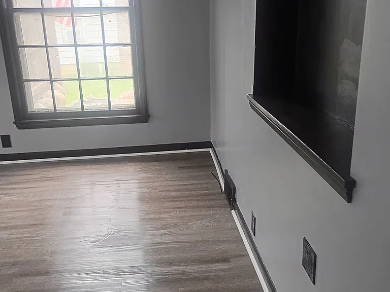 183 Higgins St #1 — Photo 2