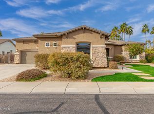 5552 S Mesquite Grove Way, Chandler, AZ 85249