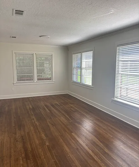 2623 Myrtlewood Dr — Photo 4