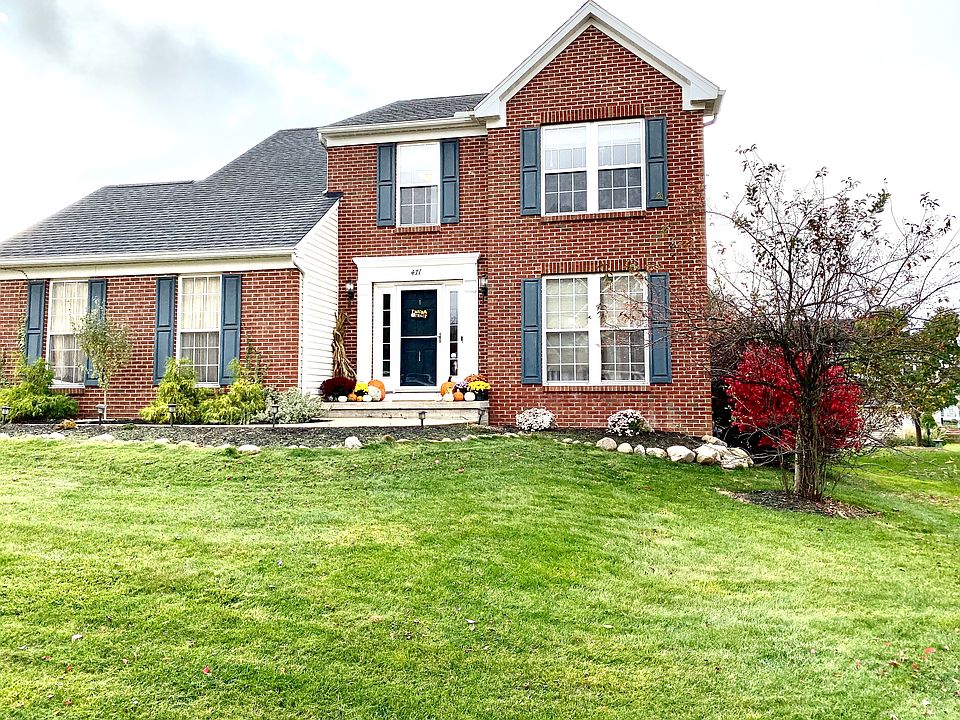 1st image of 471 Greystone Dr