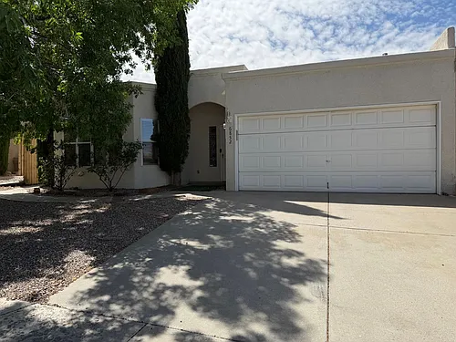 6852 Kelly Ann Rd NE Photo 1