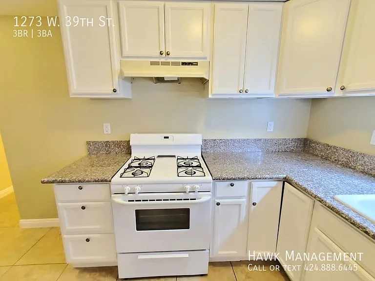 1273 W 39th St — Photo 5