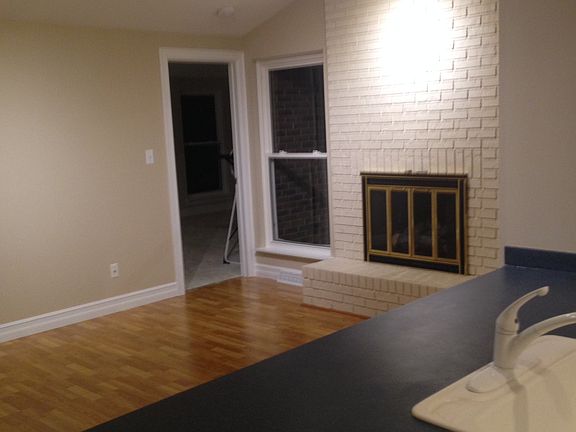 Hearth Room (2)