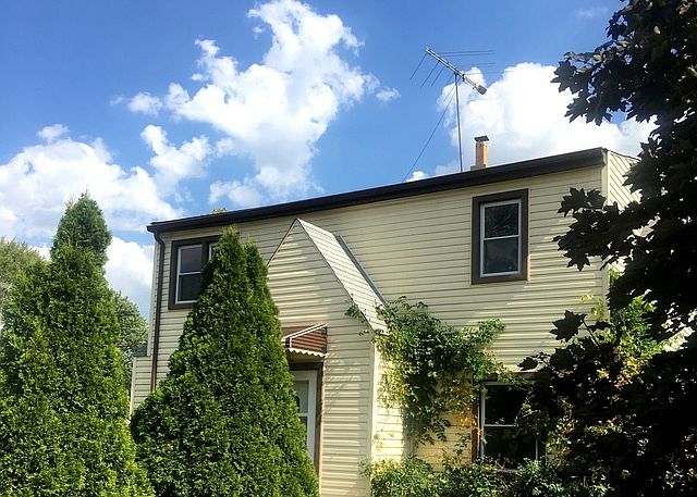 1st image of 2103 N Hawthorne Ave