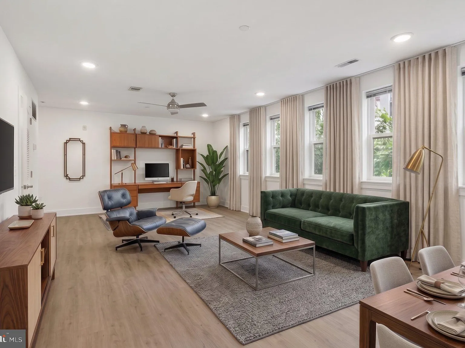 2 bed, 2.0 bath, 1100 sqft, $1,700 — Photo 1