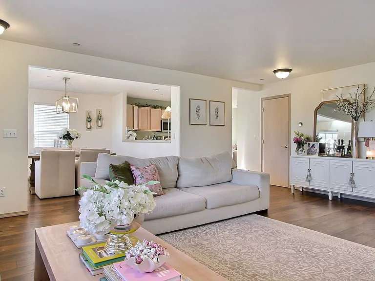3077 Hoffman Hill Blvd — Photo 6