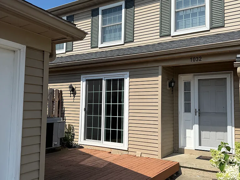 1032 S Court St — Photo 2