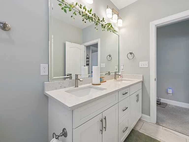 3924 Fox Grove Trl — Photo 4