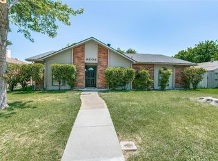 8806 Miami Dr, Rowlett, TX 75088